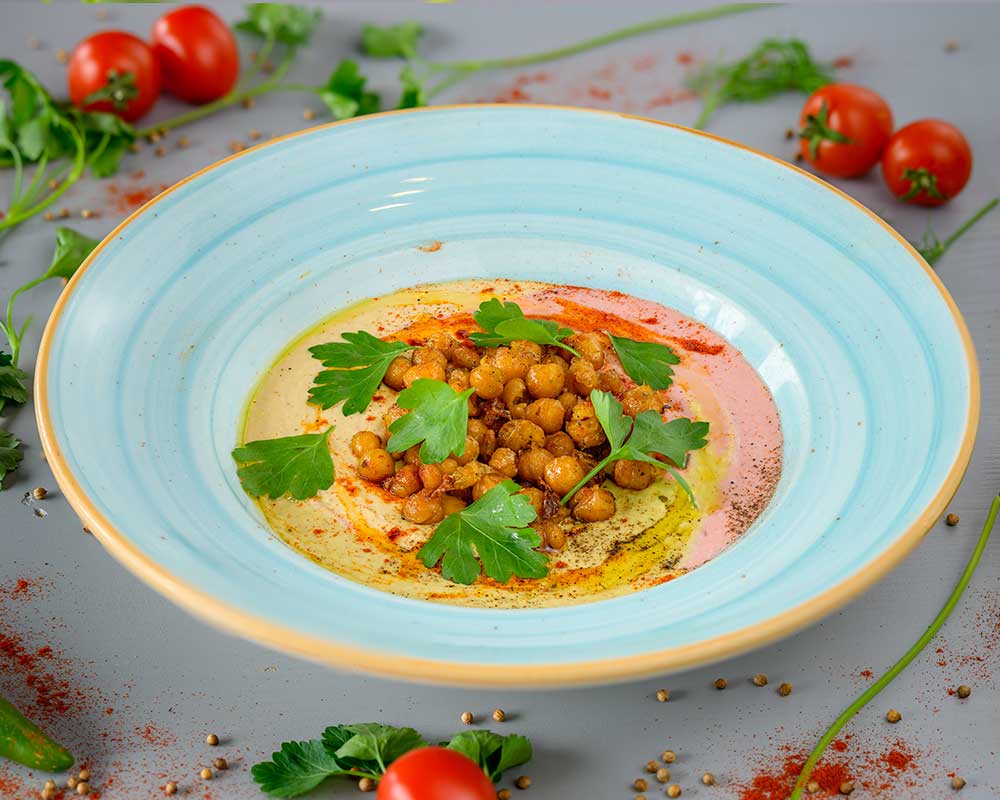 Hummus în trei culori